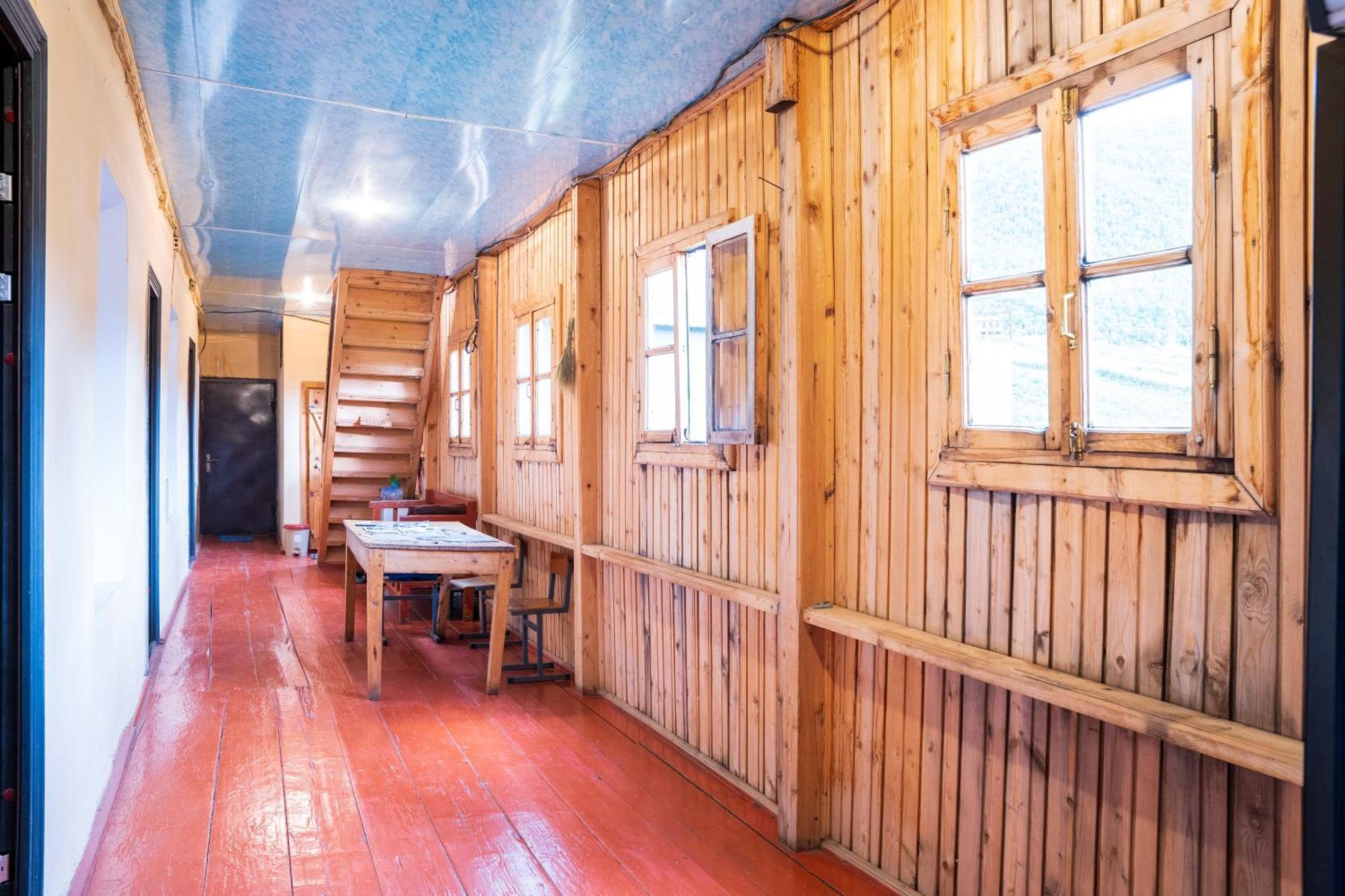 Guesthouse Svani Ushguli Eksteriør billede