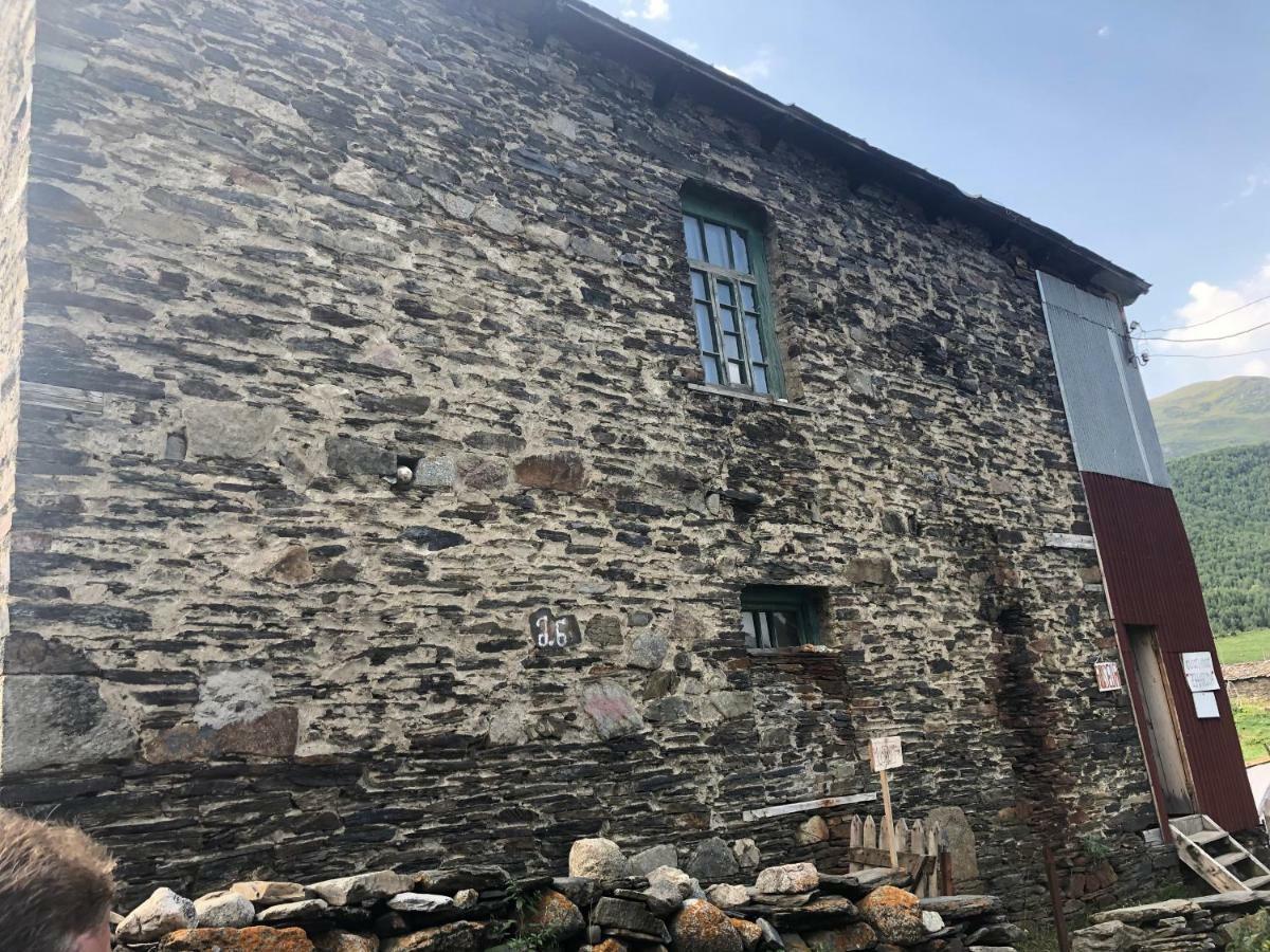 Guesthouse Svani Ushguli Eksteriør billede